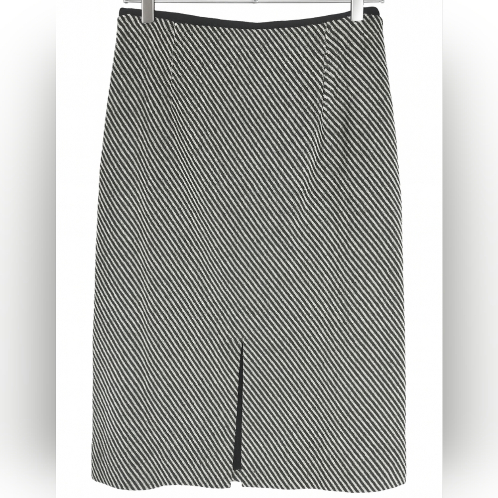 LOFT Women's Pencil Skirt Black & White Diagonal Striped Size 4 LIKE NEW